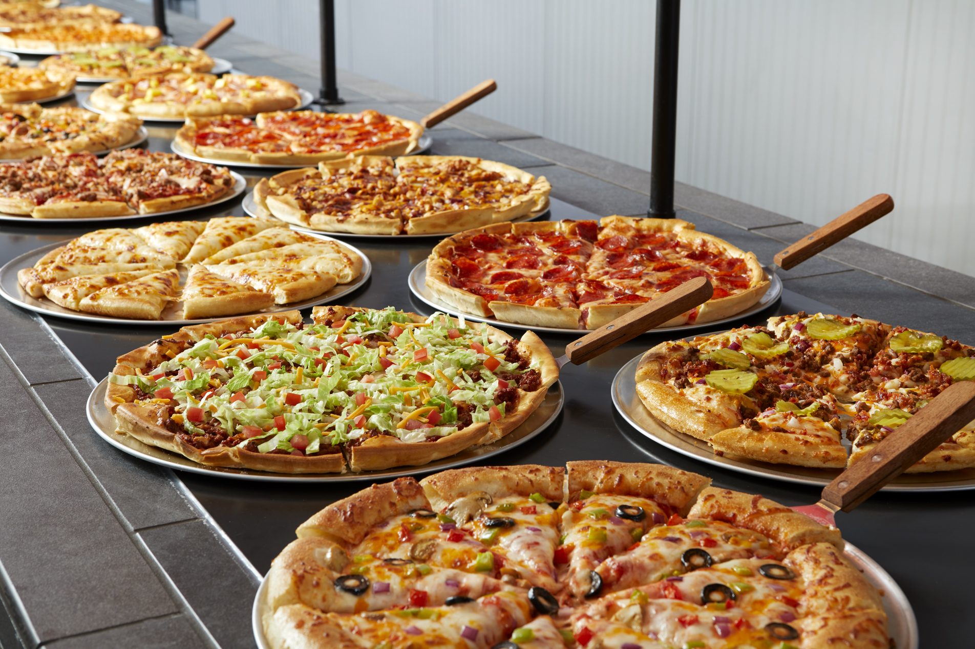 Pizza Inn's All-Day Buffet Features a Whopping 40 Items - Pizza Inn