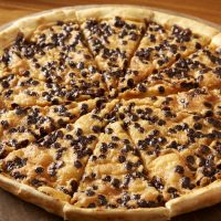 chocolate chip pizzert